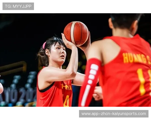 护具时尚感拉满，李月汝自拍自带女王气场！，李月汝哽咽
